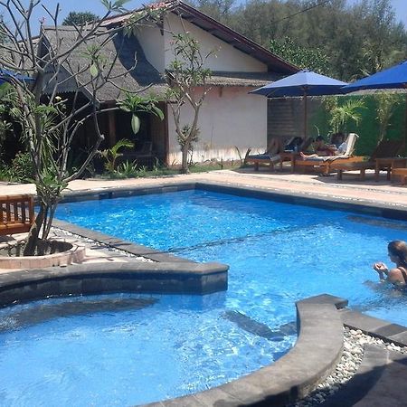 Coral Beach Pizza Cottages Gili Trawangan Eksteriør bilde