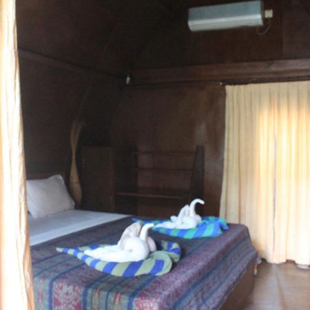 Coral Beach Pizza Cottages Gili Trawangan Eksteriør bilde