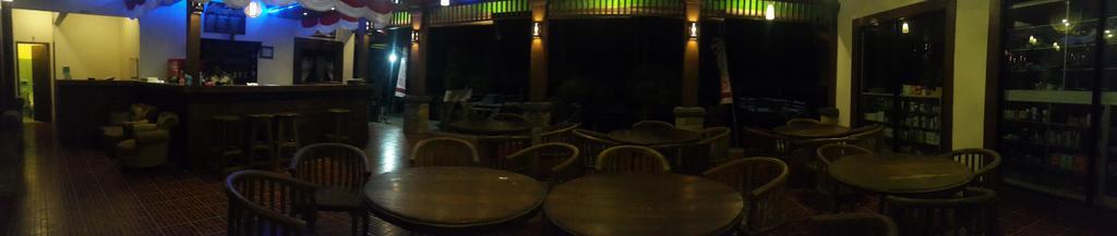 Coral Beach Pizza Cottages Gili Trawangan Eksteriør bilde