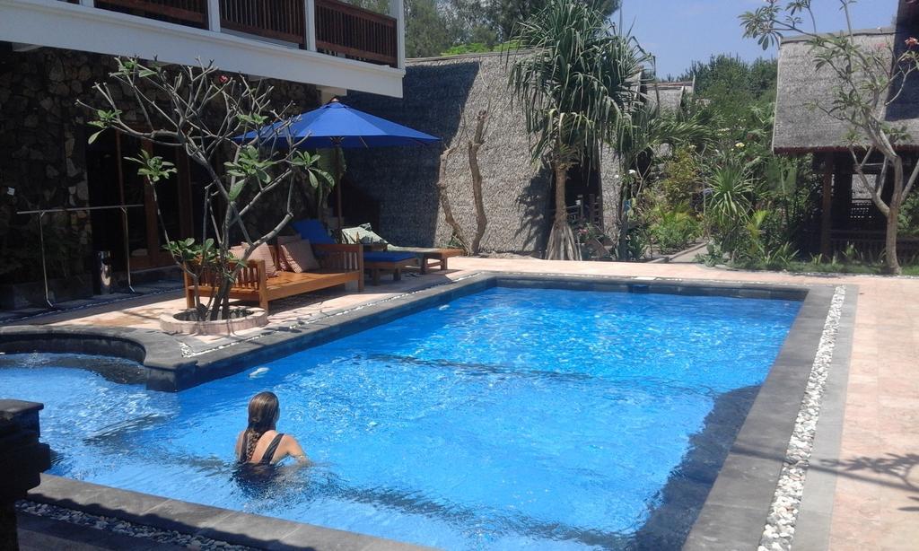 Coral Beach Pizza Cottages Gili Trawangan Eksteriør bilde