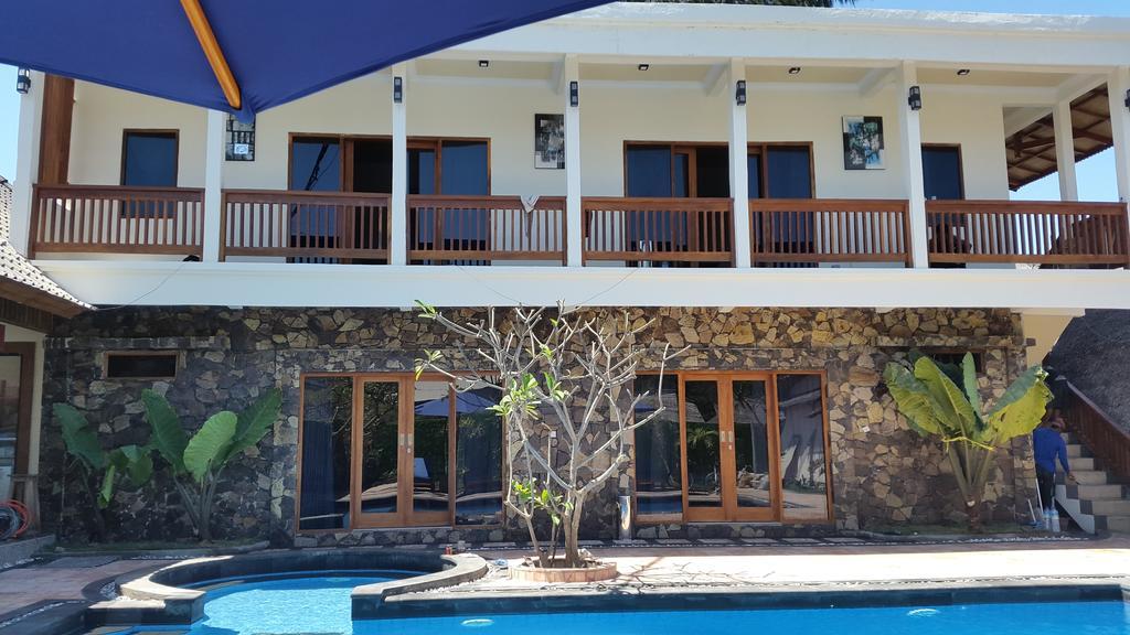 Coral Beach Pizza Cottages Gili Trawangan Eksteriør bilde