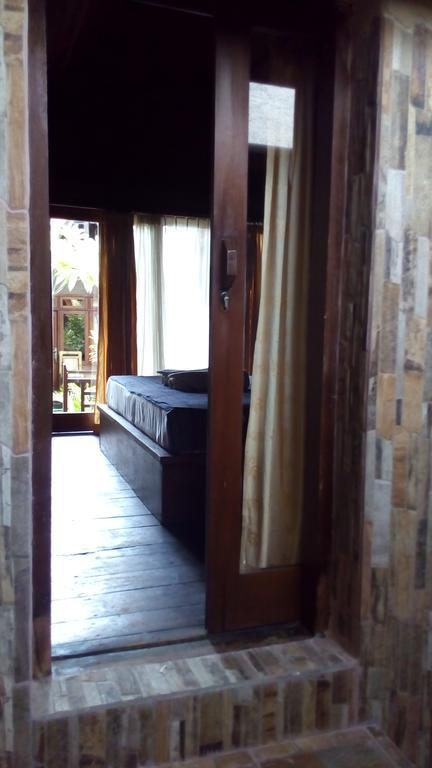 Coral Beach Pizza Cottages Gili Trawangan Eksteriør bilde