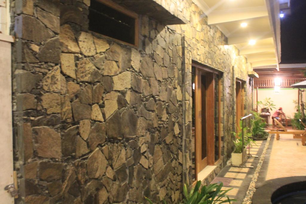 Coral Beach Pizza Cottages Gili Trawangan Eksteriør bilde