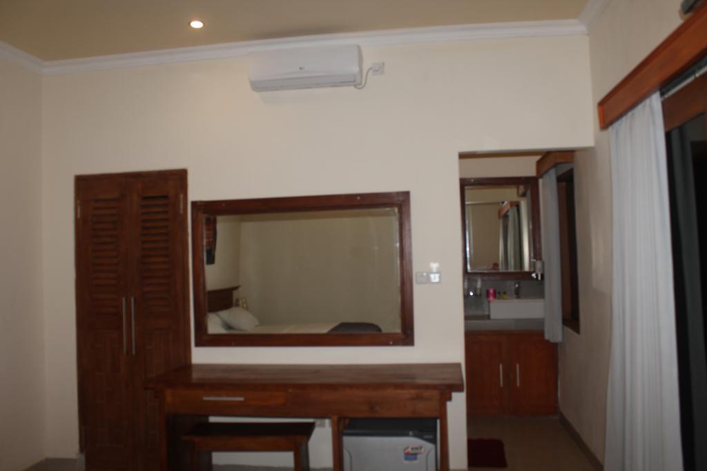 Coral Beach Pizza Cottages Gili Trawangan Eksteriør bilde