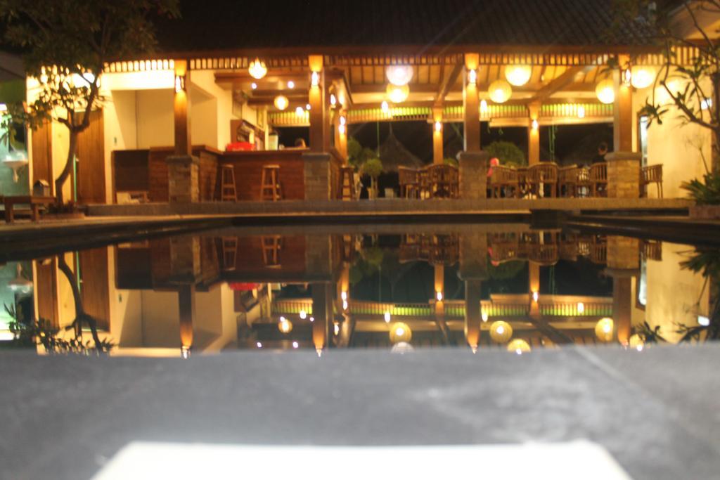 Coral Beach Pizza Cottages Gili Trawangan Eksteriør bilde