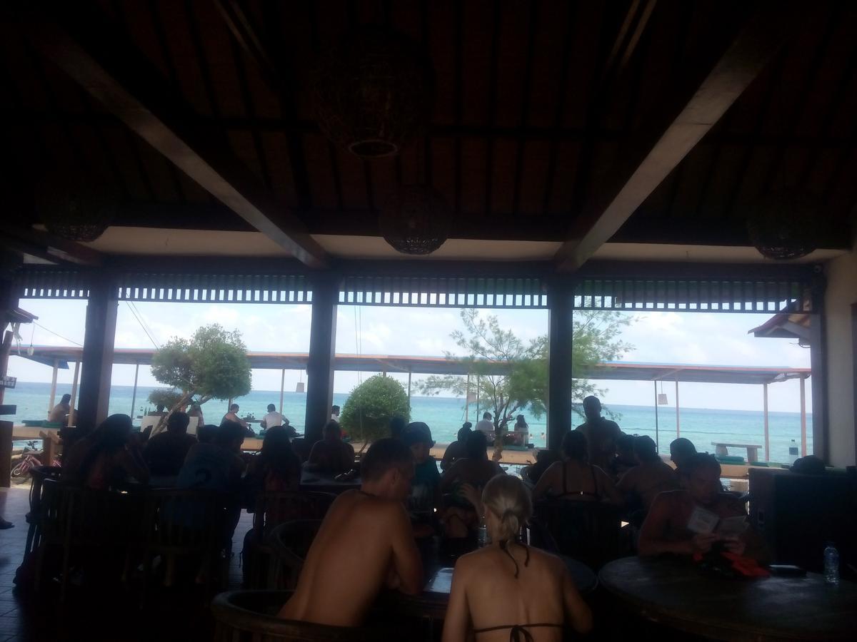 Coral Beach Pizza Cottages Gili Trawangan Eksteriør bilde